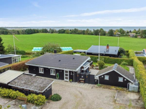 Holiday Home Yngvy - 500m from the sea by Interhome